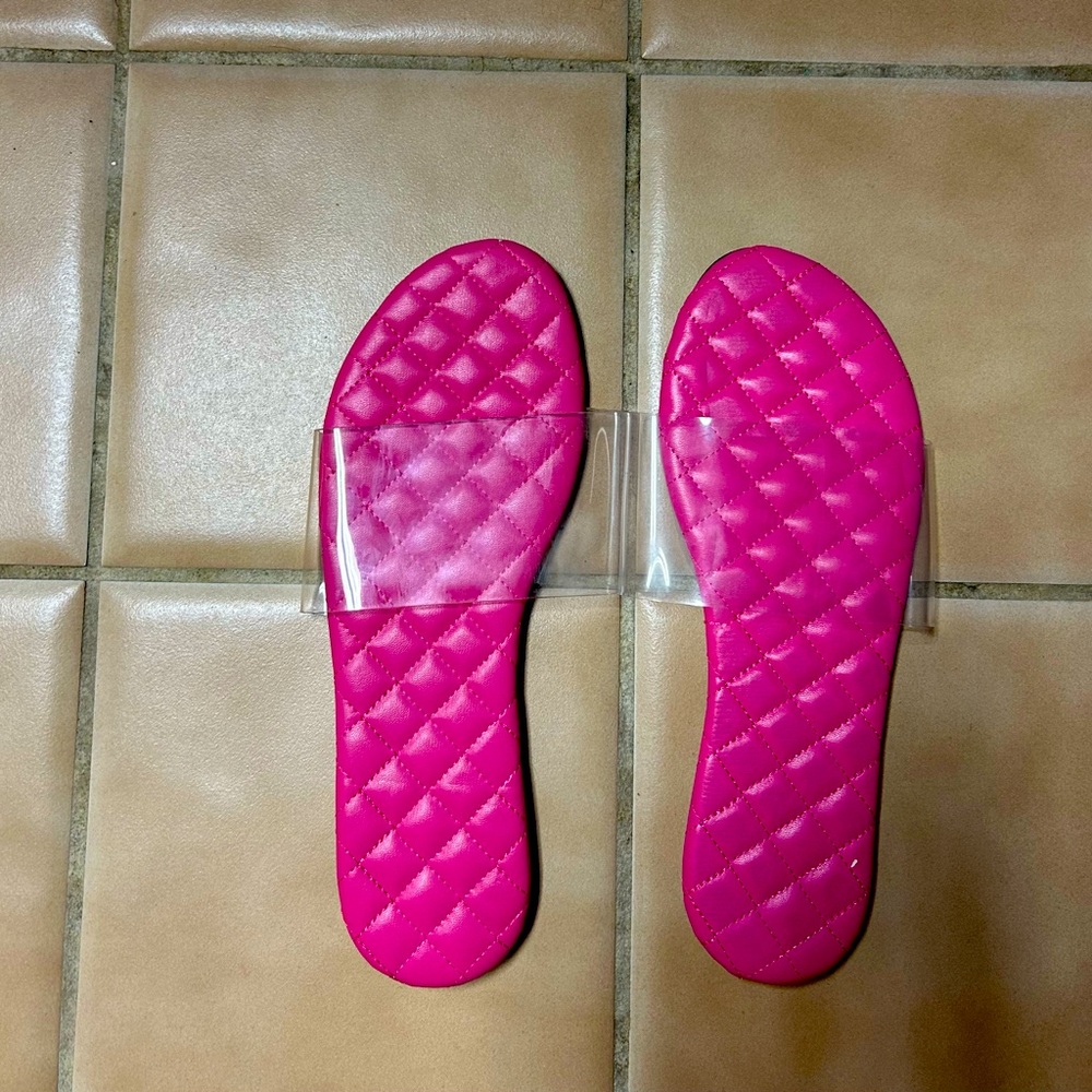 "Great Bargain" 🛍️ Great for the pool or beach!🏝️🏖️ Dress them up or Down!!!